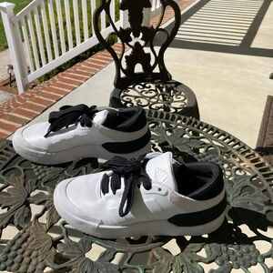 Adidas sneakers size 8